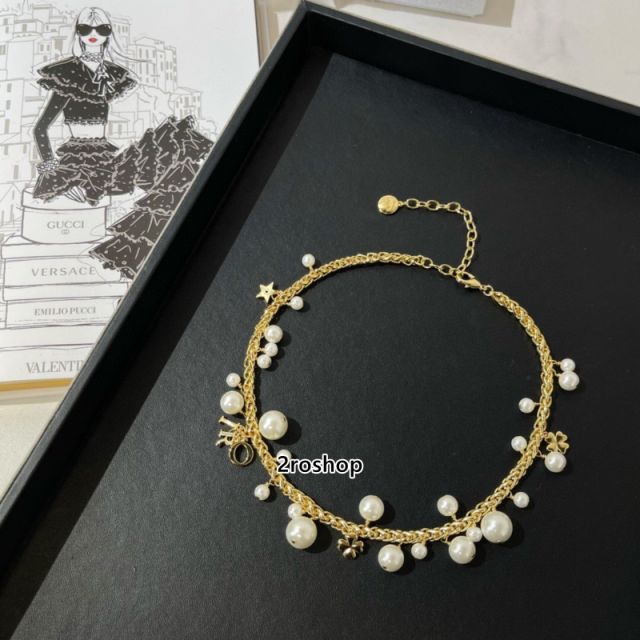 DIOR 목걸이