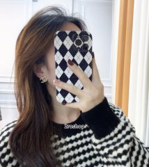 CHANEL 피어싱