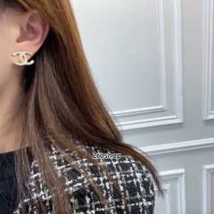 CHANEL 피어싱