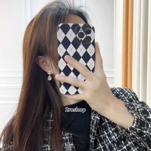 CHANEL 피어싱