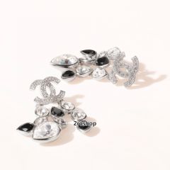 CHANEL 피어싱