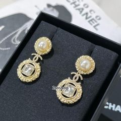CHANEL 피어싱