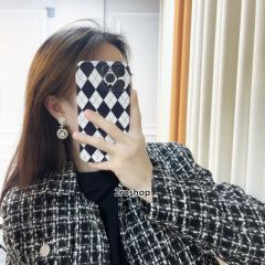 CHANEL 피어싱