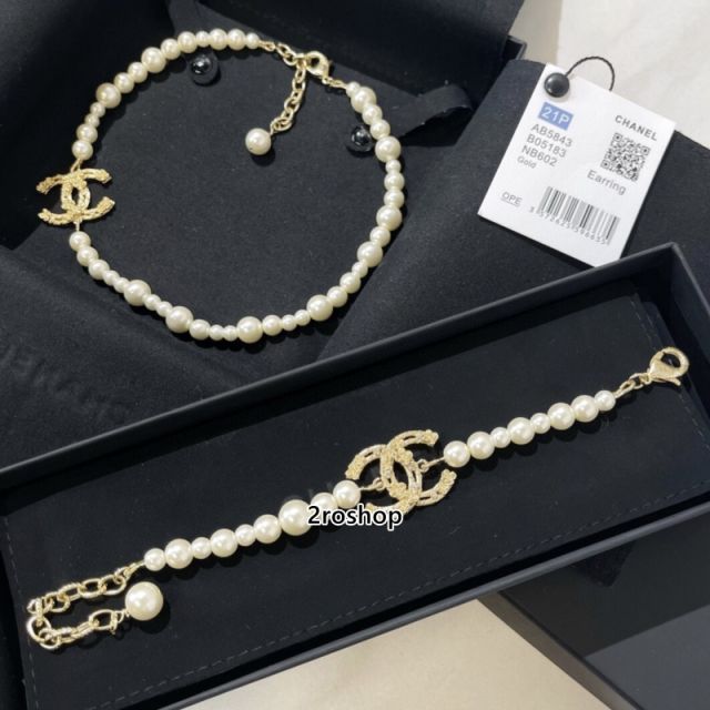 CHANEL 팔찌