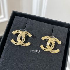 CHANEL 피어싱