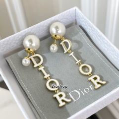 DIOR 피어싱