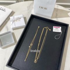 DIOR 목걸이