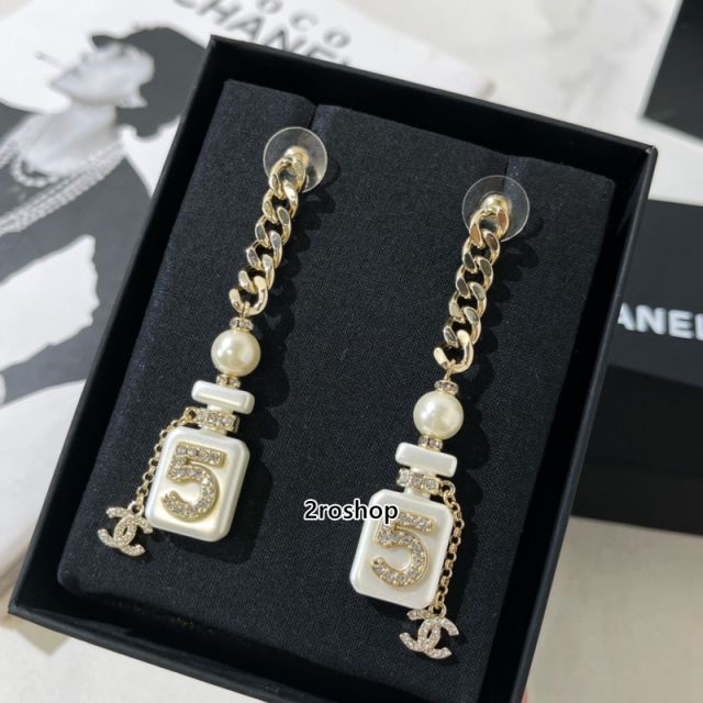 CHANEL 피어싱