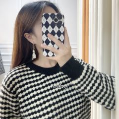 CHANEL 피어싱