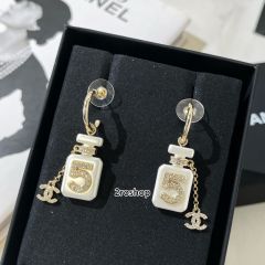 CHANEL 피어싱