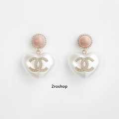 CHANEL 피어싱