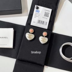 CHANEL 피어싱
