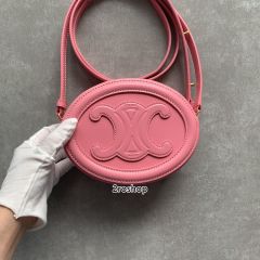 셀린느퀴르트리오페오벌백핑크스몰