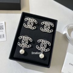 CHANEL 피어싱