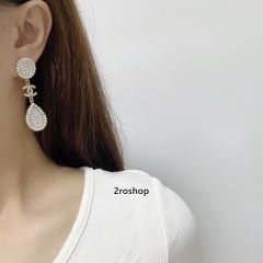 CHANEL 피어싱