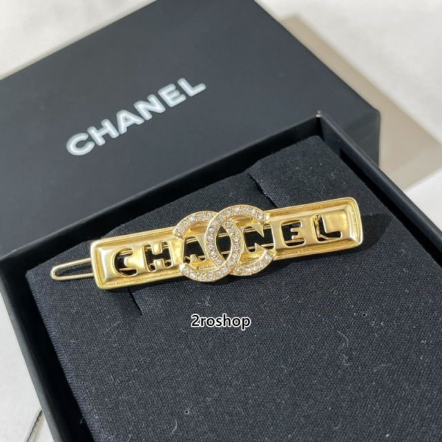 CHANEL 헤어핀