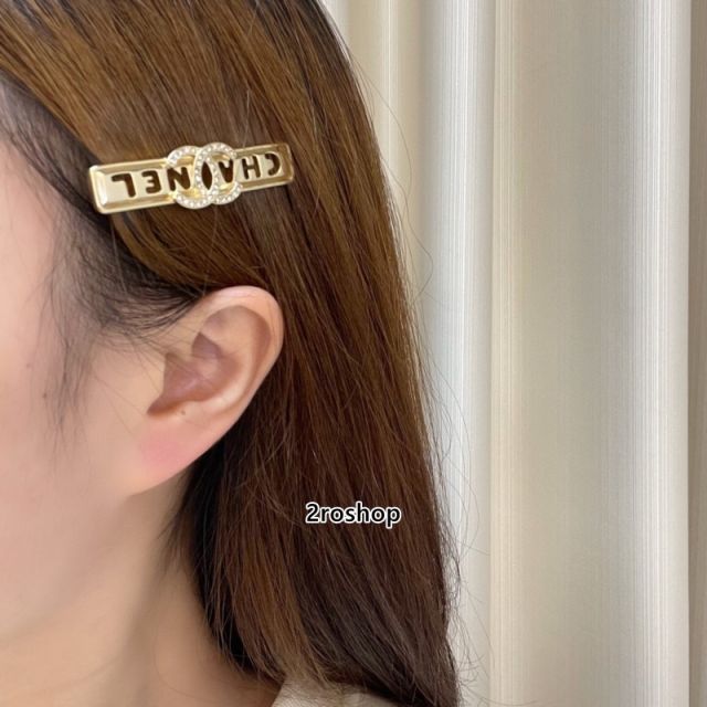 CHANEL 헤어핀