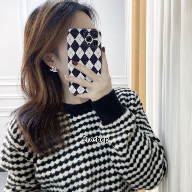 CHANEL 피어싱