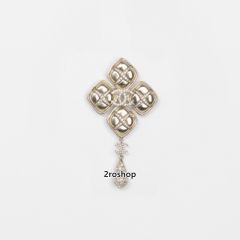 CHANEL 브로치