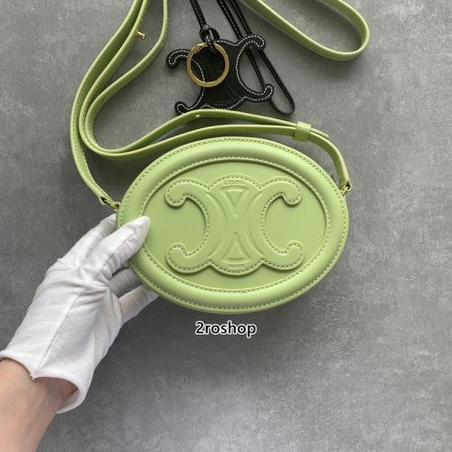 셀린느퀴르트리오페오벌백그린스몰