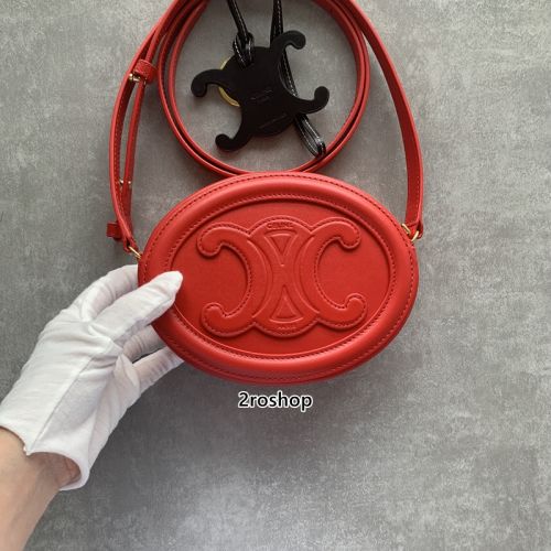 셀린느퀴르트리오페오벌백레드스몰