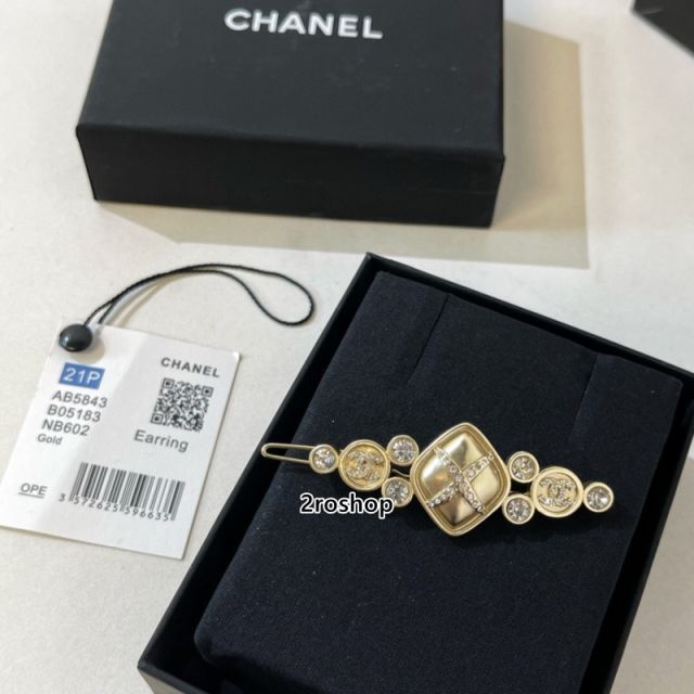 CHANEL 헤어핀