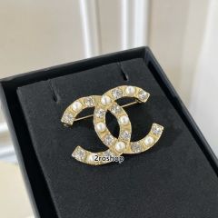 CHANEL 브로치