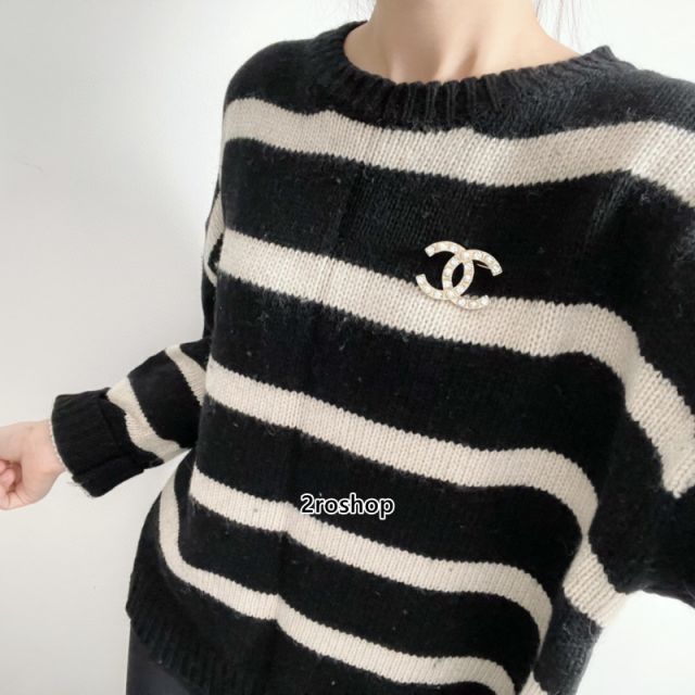 CHANEL 브로치
