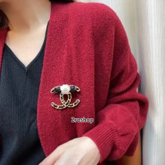 CHANEL 브로치