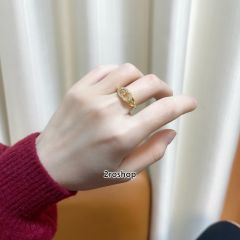DIOR 반지