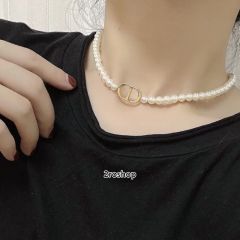 DIOR 목걸이