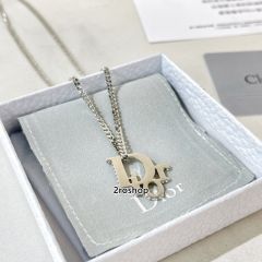DIOR 목걸이