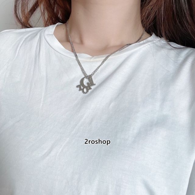 DIOR 목걸이
