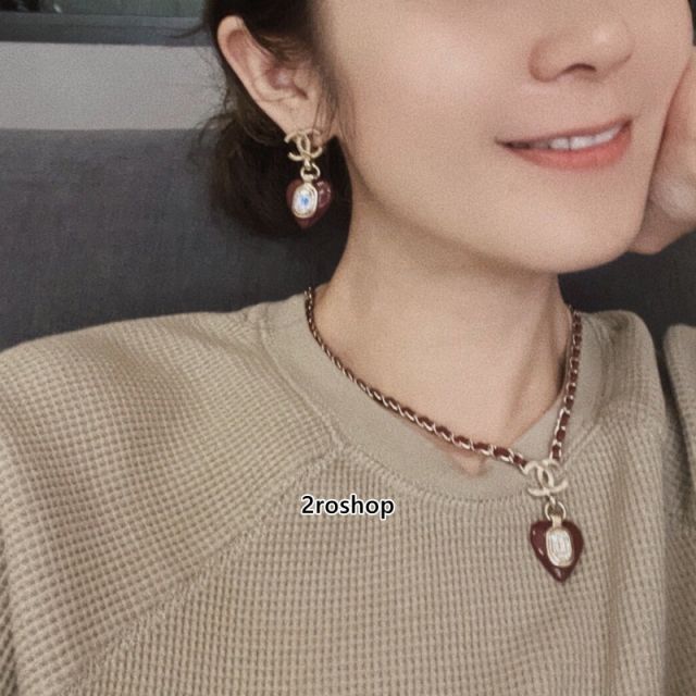 CHANEL 피어싱