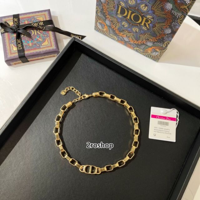 DIOR 목걸이