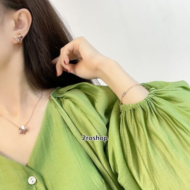Van Cleef & Arpels 피어싱