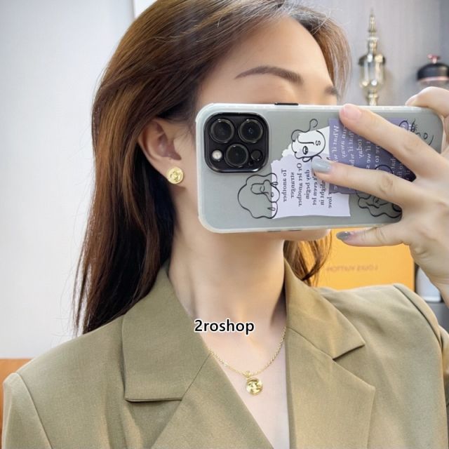 DIOR 목걸이