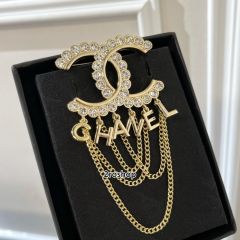CHANEL 브로치
