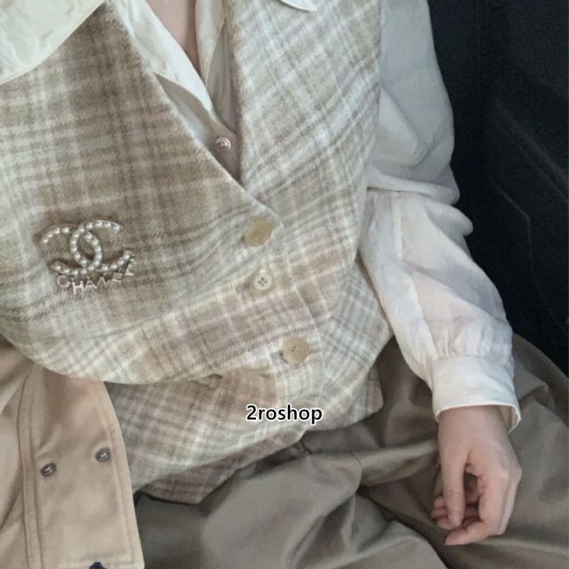 CHANEL 브로치