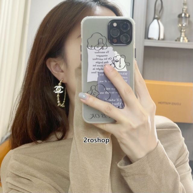 CHANEL 피어싱