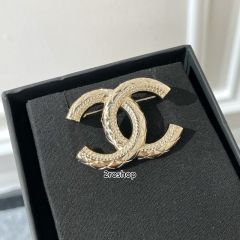 CHANEL 브로치