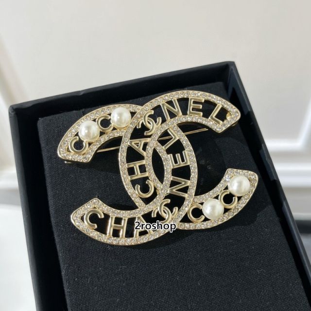 CHANEL 브로치