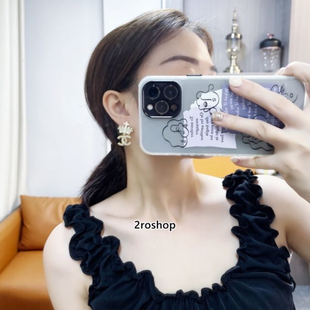 CHANEL 피어싱