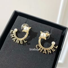 CHANEL 피어싱