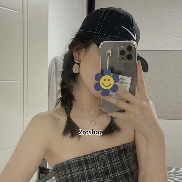 CHANEL 피어싱
