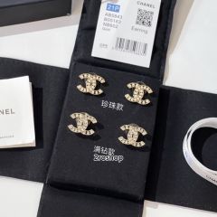 CHANEL 피어싱