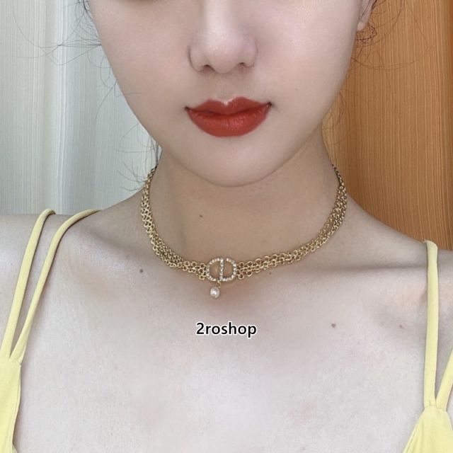DIOR 목걸이