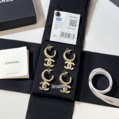 CHANEL 피어싱