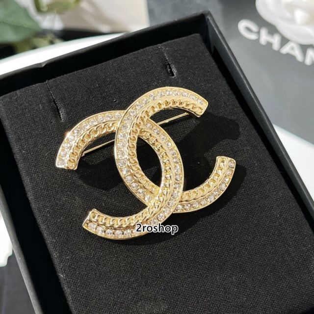 CHANEL 브로치