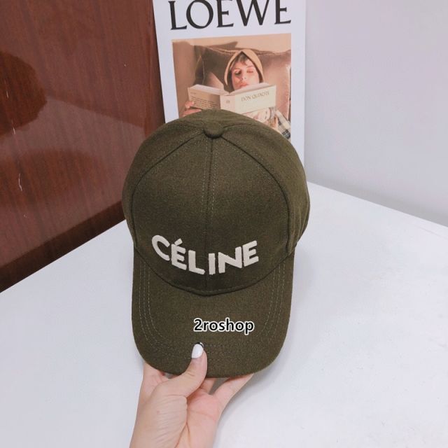 셀린느로고볼캡화이트